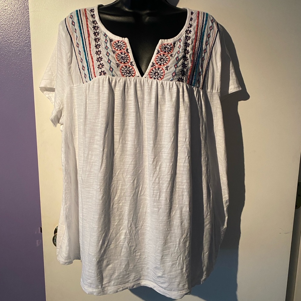 St. John's Bay White Embroidered Short Sleeve Blouse Size 2X